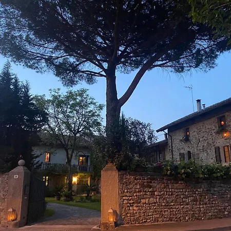 La Casa Del Sole - Tenuta Dei Conti Bed & Breakfast *